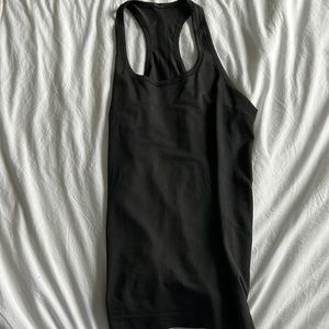 Run swiftly black tank
